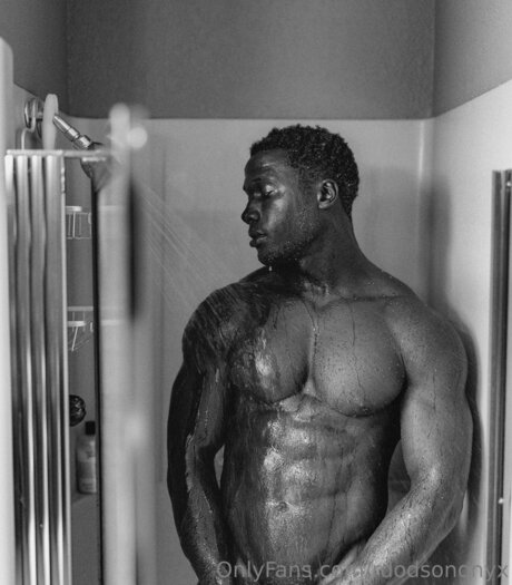 Rdodsononyx hd star photo