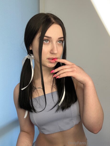 Tinylia star high quality images