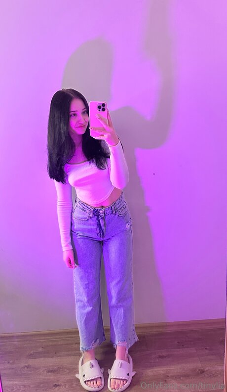 Tinylia sexy star galleries