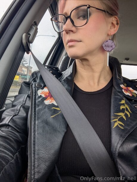 Miz Hell exclusive pornstar image