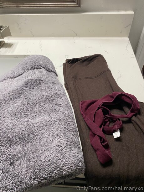 Hailmaryxo model exclusive picture