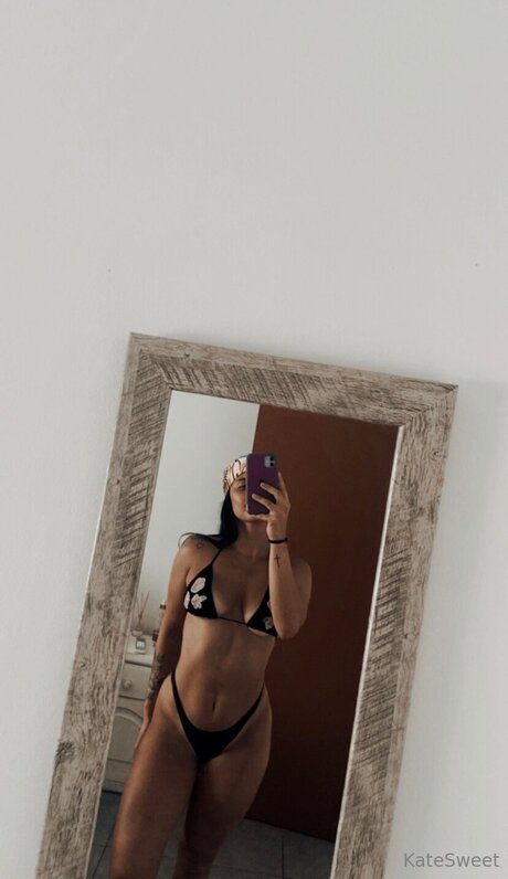 Katesweet22 star erotic pictures