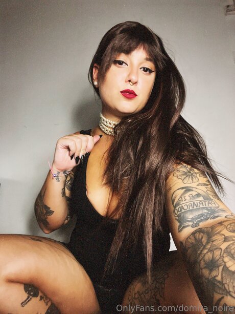 curvy blonde milf onlyfans sexy picture