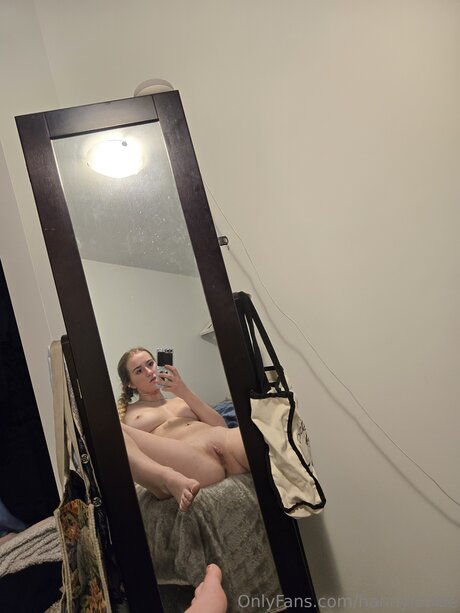 Hannylouise pornstar exclusive photo