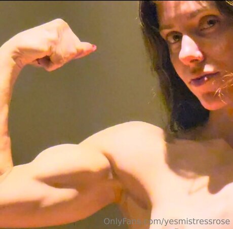 Roserenoir xxx actress pics