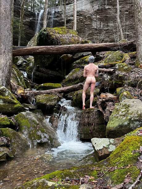 Mistercalix naked actress img