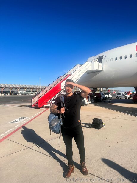 busty solo onlyfans nudes images