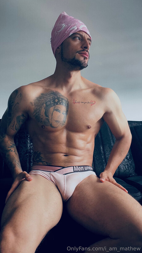 gloves onlyfans exclusive images