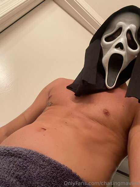 Chasingmavlee model art pictures