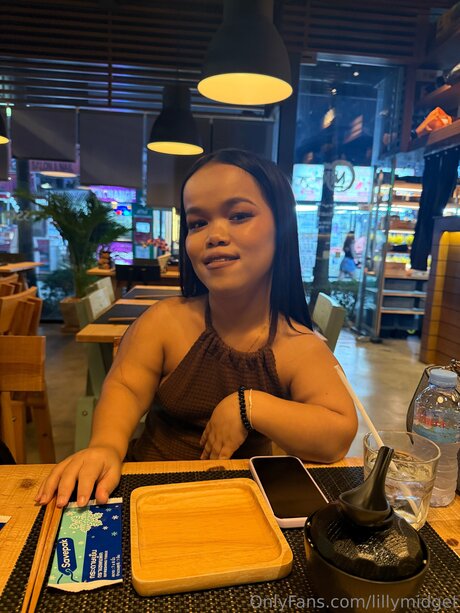 Lillymidget perfect star pics