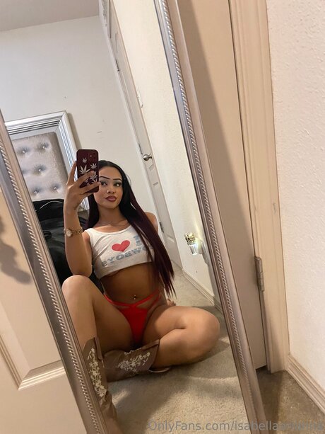 Isabellaarianna art actress img