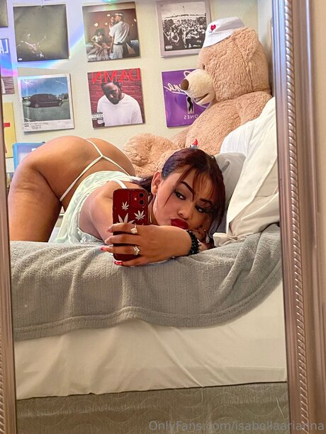 Isabellaarianna model sex pic