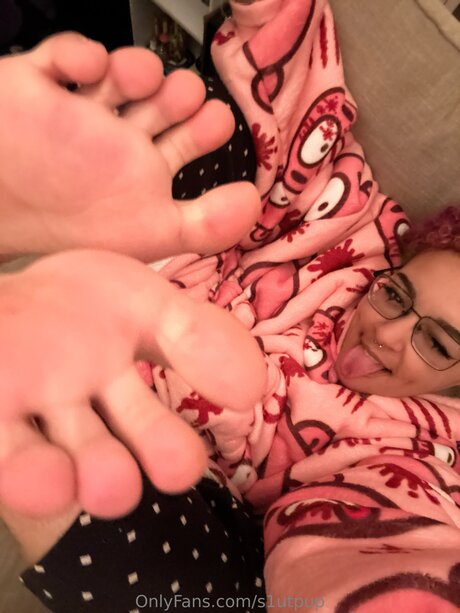 S1utpup adult model pictures