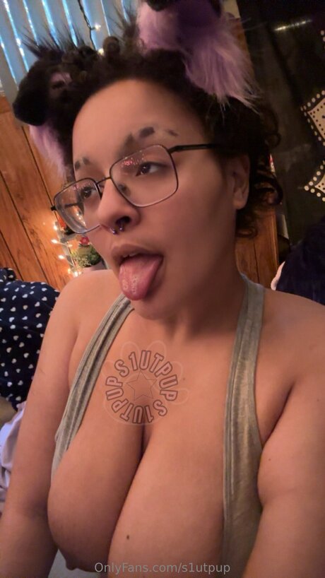 S1utpup porn actress img