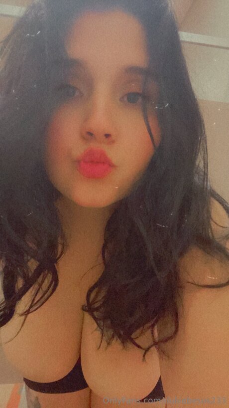 Dulcebesos233 model naked photos