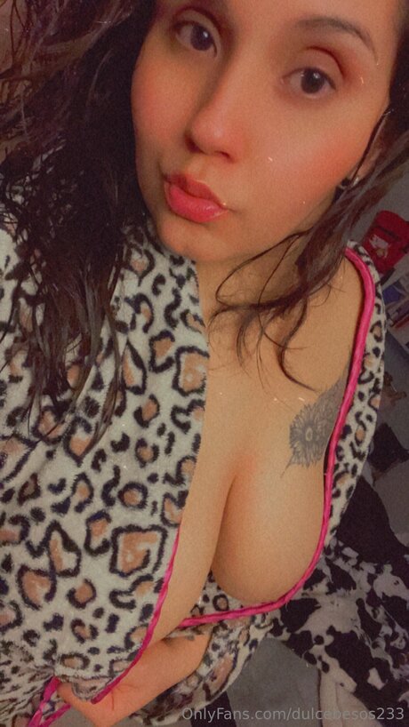 Dulcebesos233 naked star images