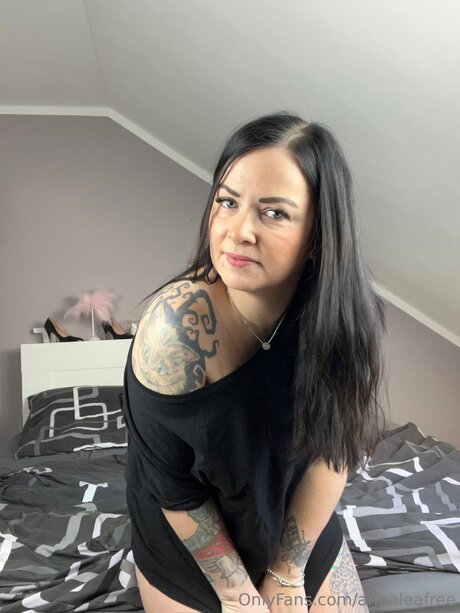 Annaleafree star hot archive