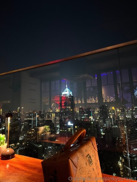 Pinkysorayut pornographic star pic