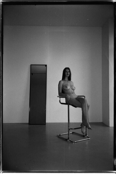 Inlikoris actress img