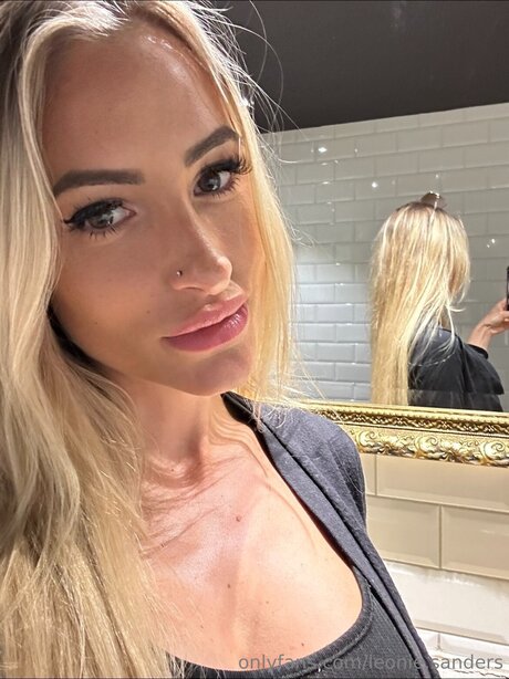 trans free onlyfans hot nude pic