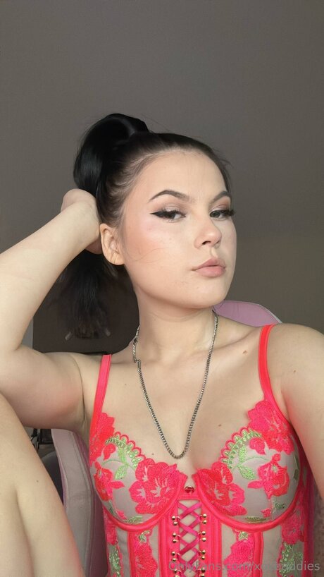 Xoxbaddies star nude pics
