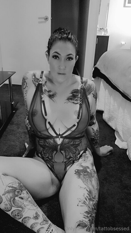 Tattobsessed star naked img