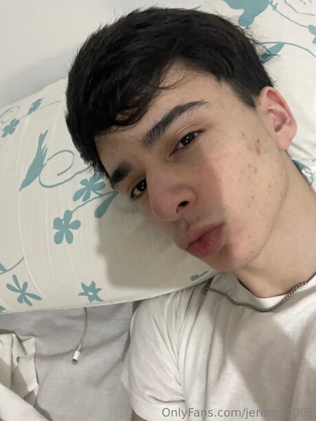 Jeremy2005 pornstar naked pictures