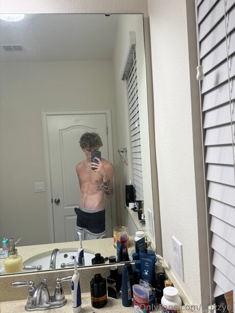 emo onlyfans exclusive pics