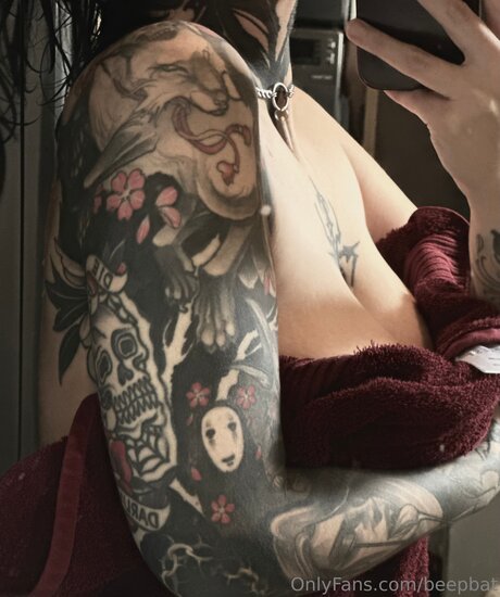 Beepbat art actress gallery