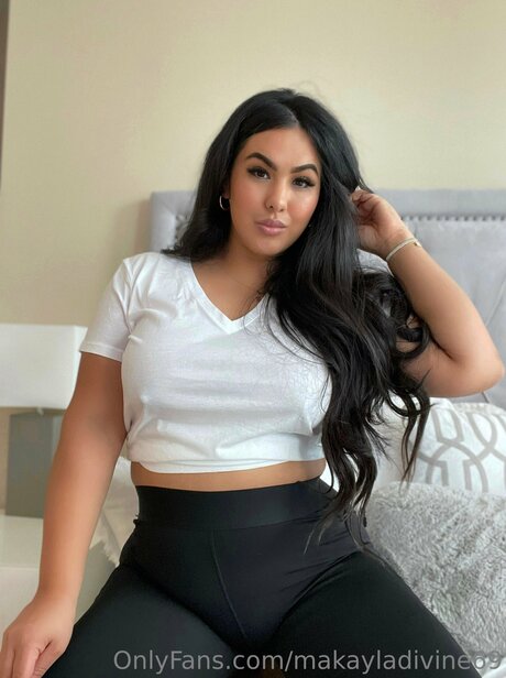 Makayladivine69 beautiful pornstar img