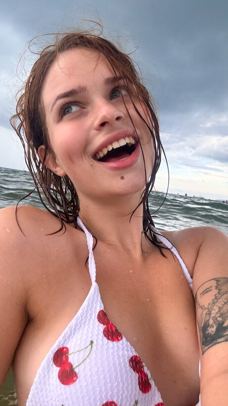 Pineappleri pornstar hot gallery