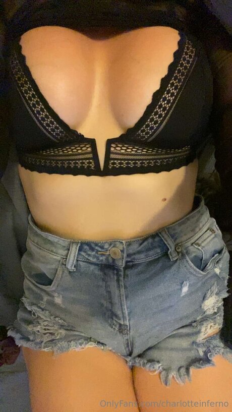 huge fake tits onlyfans art nude img