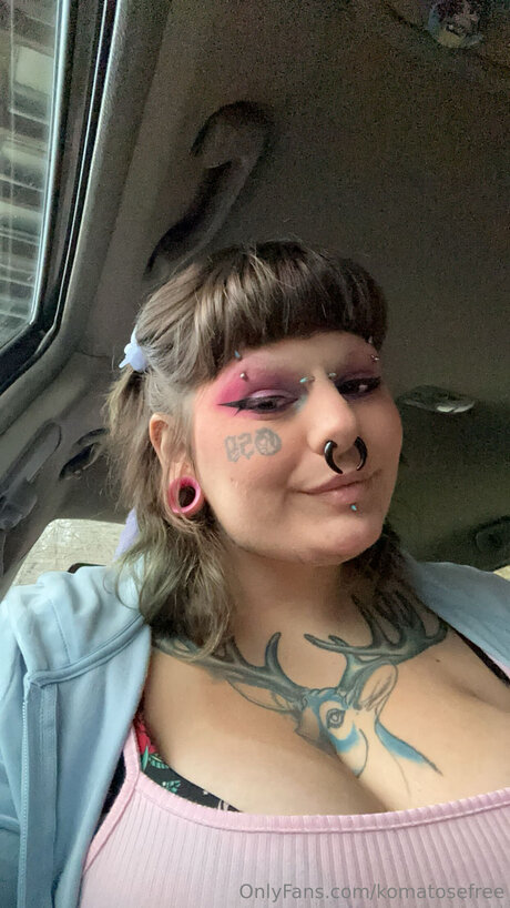 Lydiainthebones adult model images