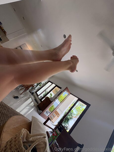 Goddesalexiss model pretty pictures