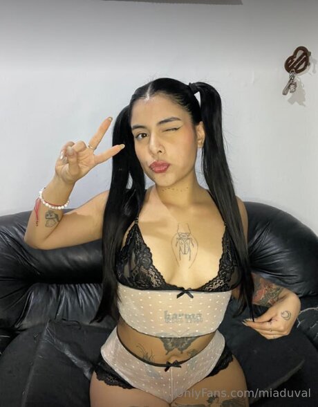 Miaduval star hot archive