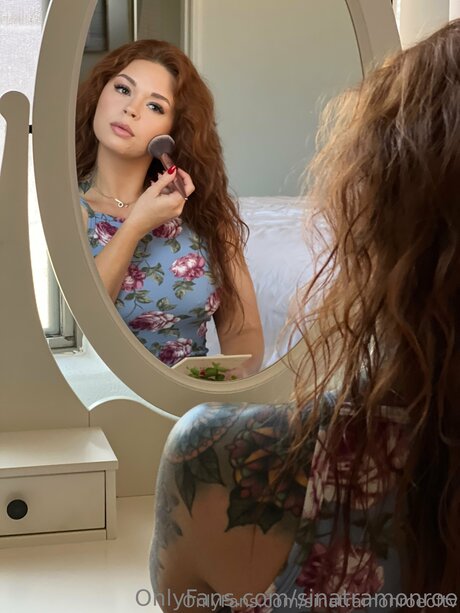 naked girls onlyfans art naked image