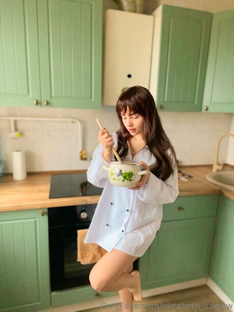 Elizabeth Dreamm nudes star pictures