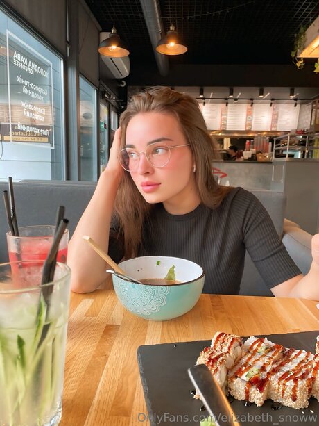 Elizabeth Dreamm star sex pictures