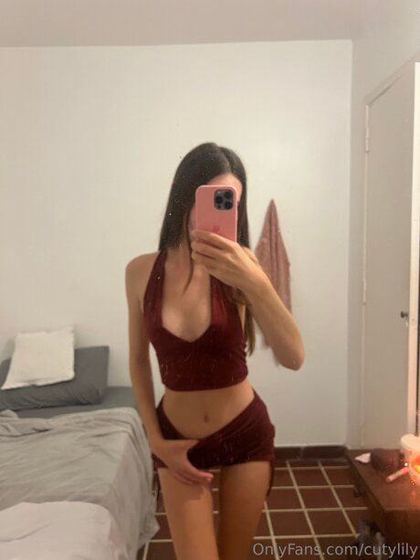 Cutylily model best picture