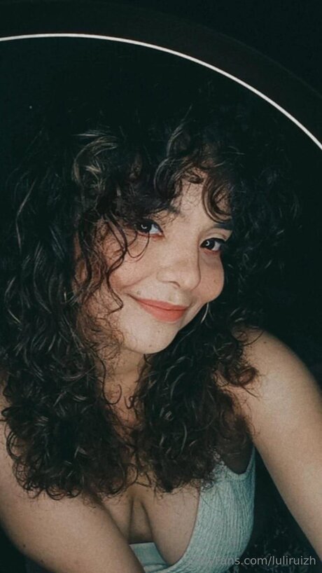 Luliruizh pornstar hot photo