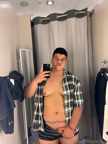 Grayhan hot actress galleries