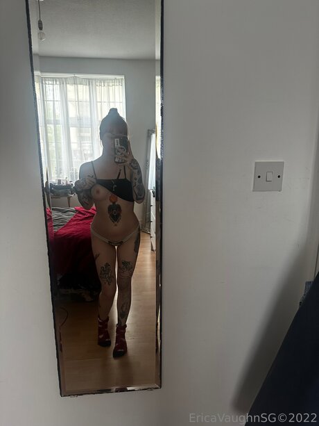 Itsericavaughn star top pictures