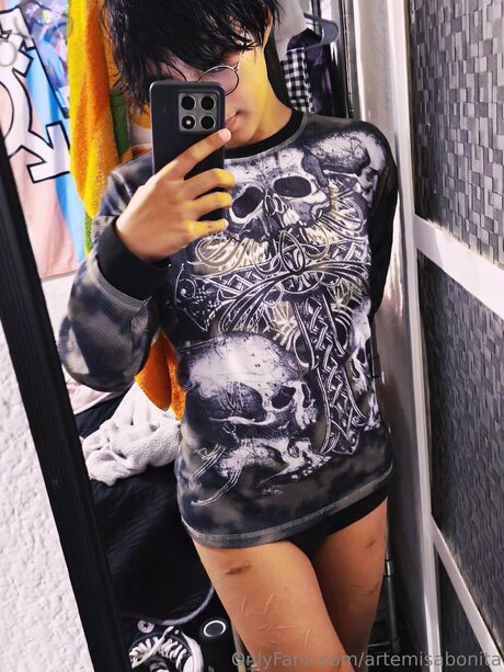 Artemisabonita actress gallery