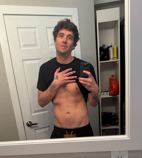 Stefanlow91 hot star pictures