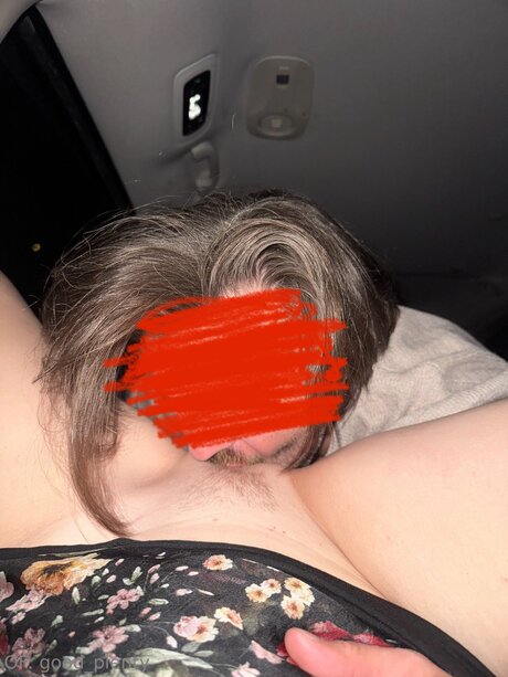 Good Plenty sexy pornstar photo