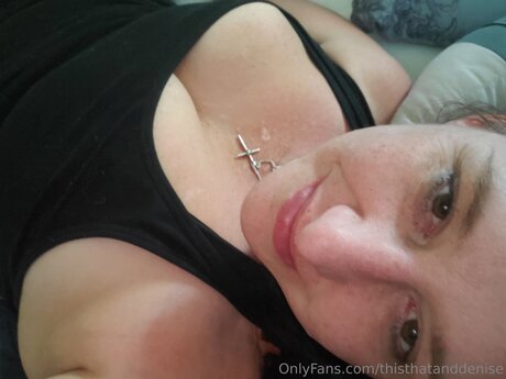 Thisthatanddenise hot pornstar gallery