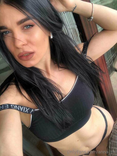 Mavissss star top images