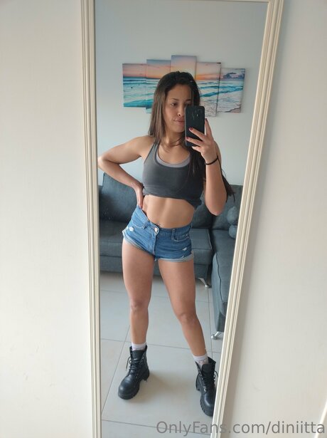 chicks with dicks onlyfans free xxx pictures