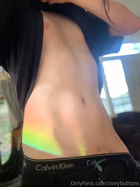 Zoeybuttons star erotic galleries