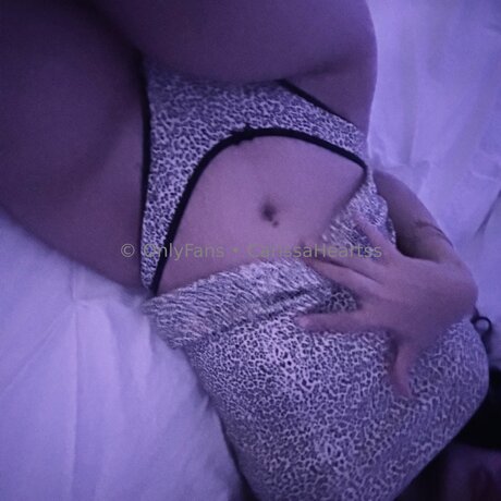 Carissaheartss erotic star image